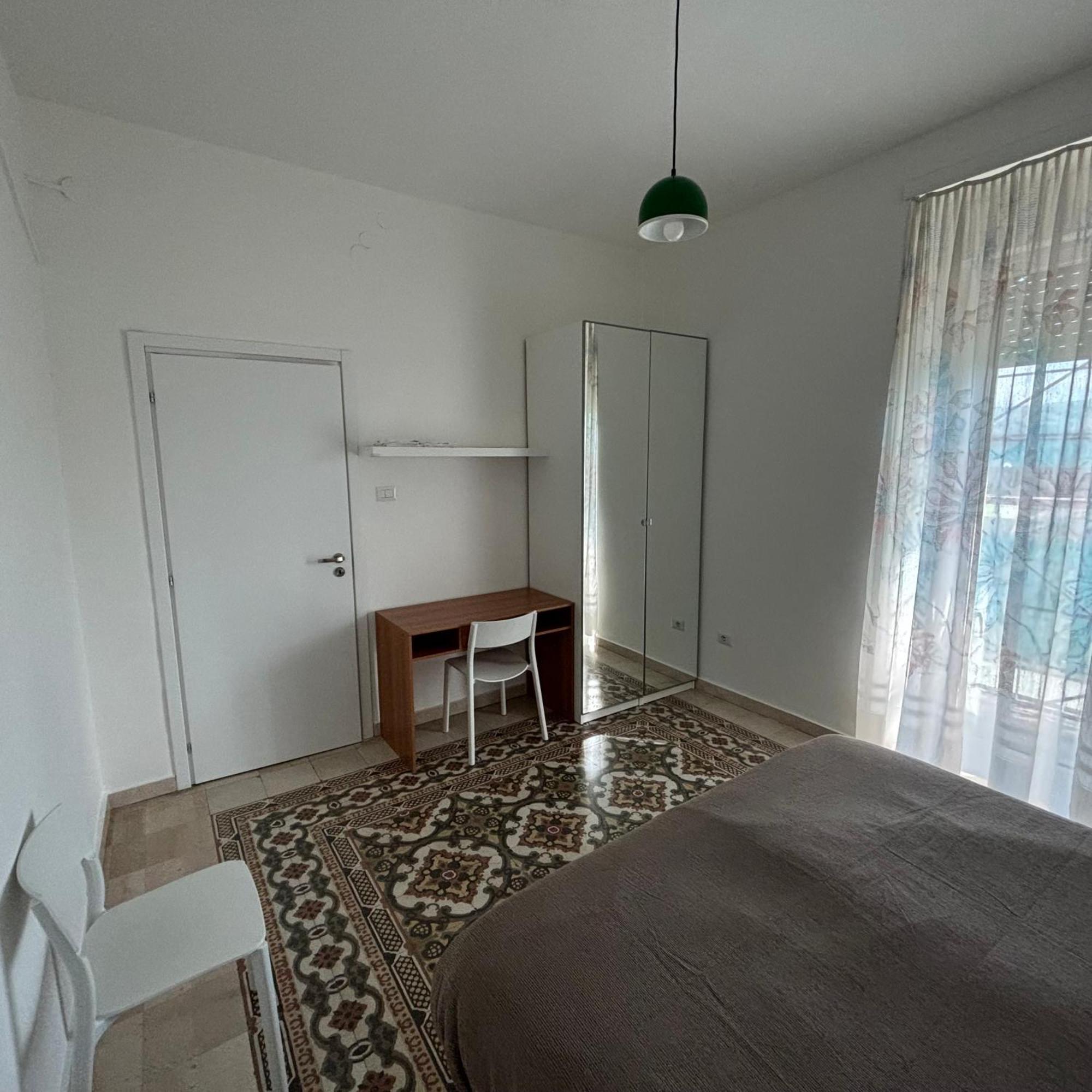Essential Room & Parking In Centro Citta Con Parcheggio Privato E Wifi Potenza Zewnętrze zdjęcie