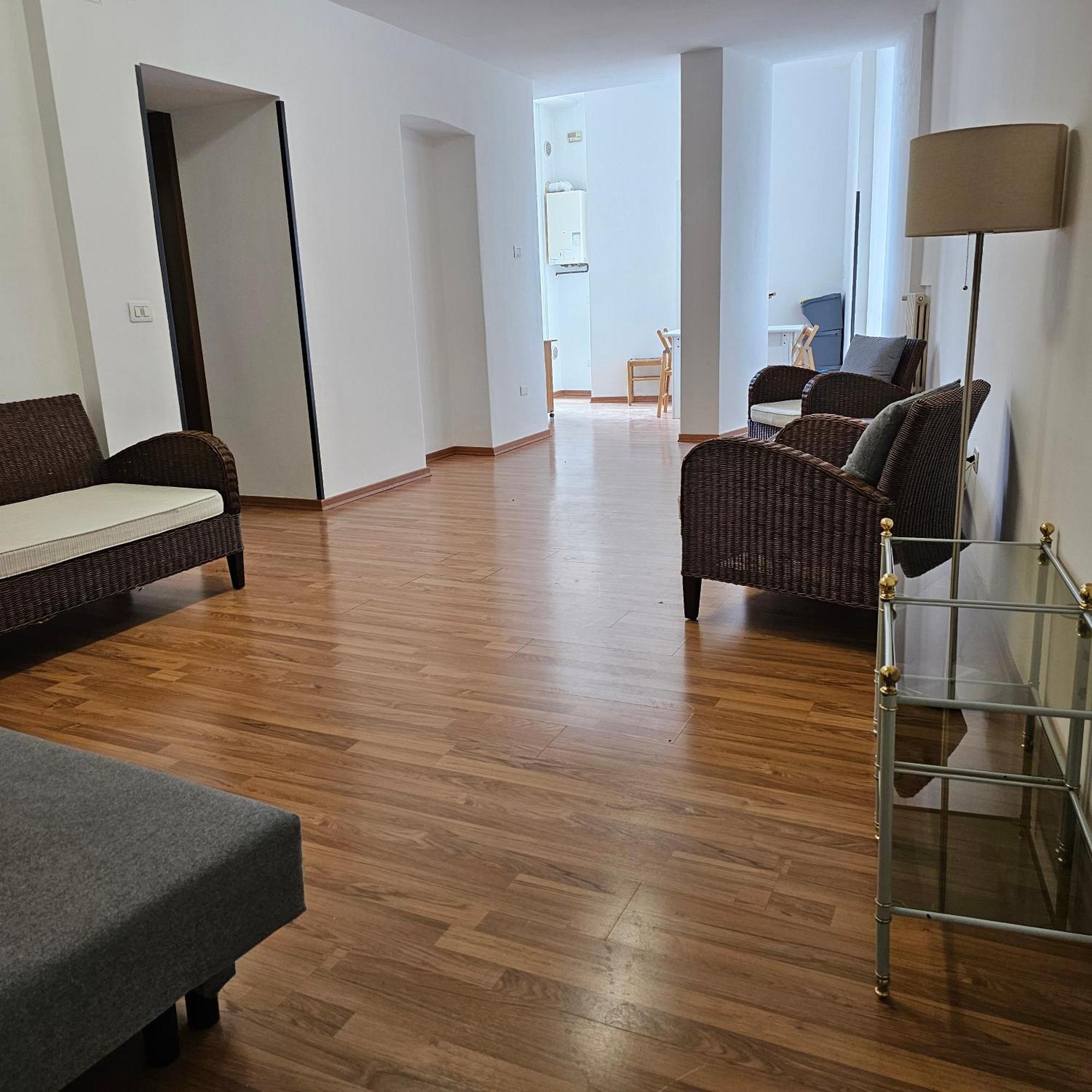 Essential Room & Parking In Centro Citta Con Parcheggio Privato E Wifi Potenza Zewnętrze zdjęcie